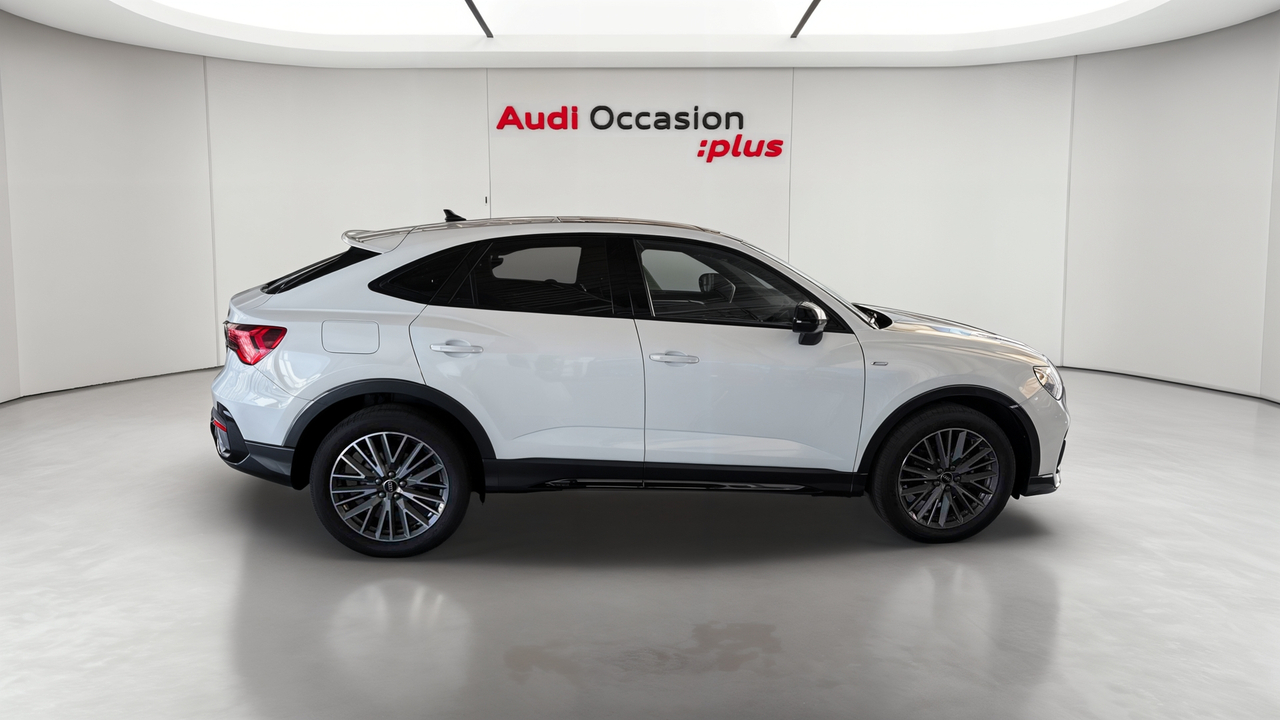 Audi Q3 Sportback 35 TFSI 150 ch S tronic 7 — photo 6