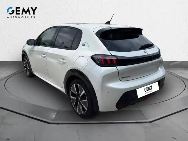 Peugeot 208 electrique 50 kwh 136ch — photo 7