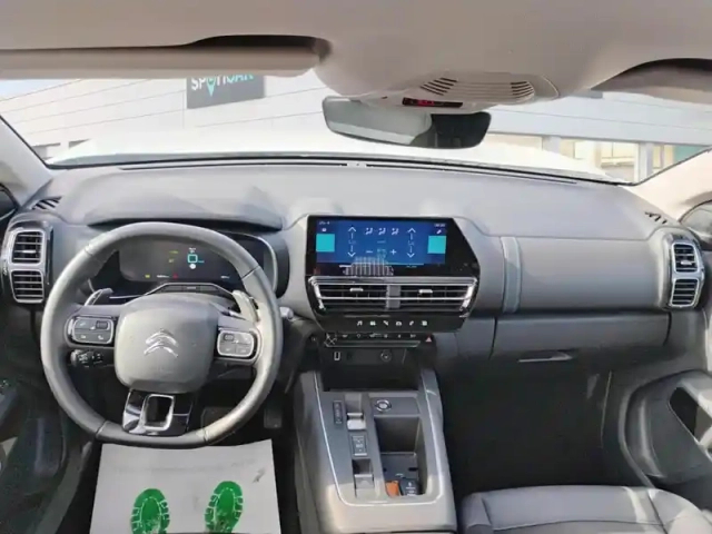 Citroën C5 Aircross hybride rechargeable 225 e-eat8 plus — photo 10