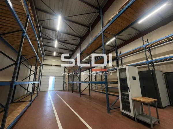 Local d'activité 333 m²