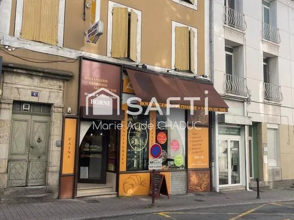 Commerce 200 m²