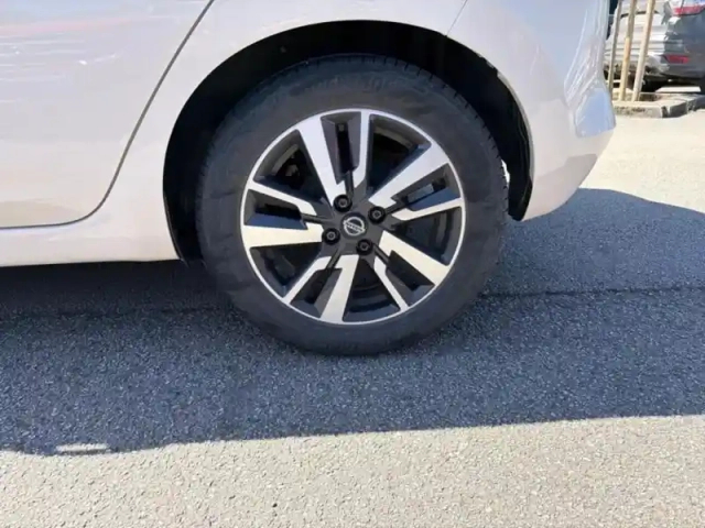 Nissan Micra 1.5 dci 90ch n-connecta — photo 9