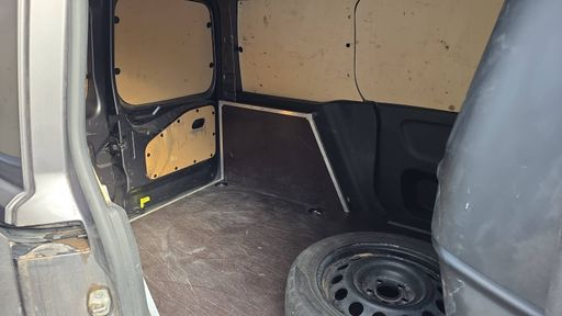 Fiat Doblo Cargo VU 1.2 PureTech 110 - Pro Lounge Connect – 2024 – 33816 km – Essence – Boîte Manuelle — photo 28
