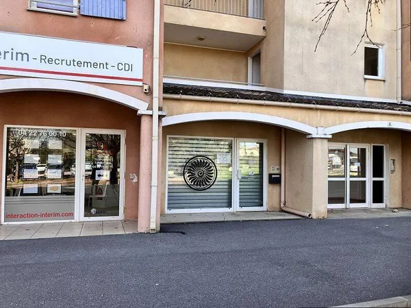 Local commercial 65 m²