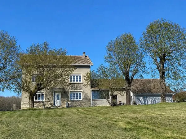 Charmante maison de campagne avec gîte attenant en Dordogne, proche Brantôme (24310) Brantôme-en-Pé