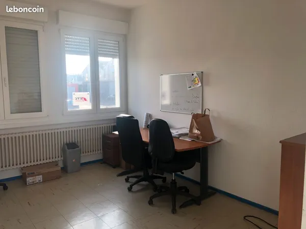 Loue bureaux 57m²