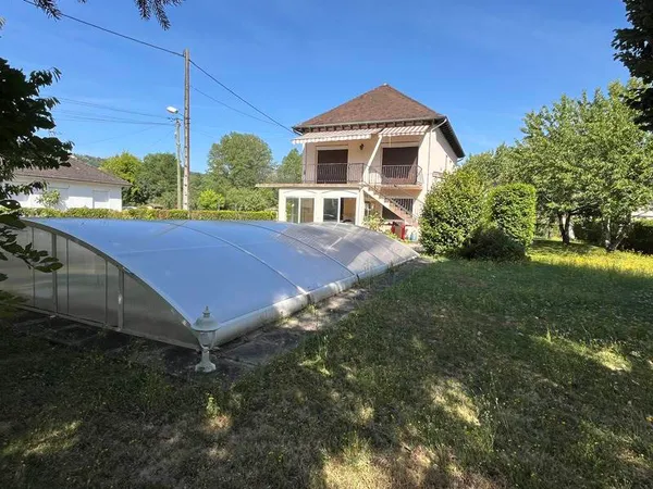 Maison 7 pièces 166 m²