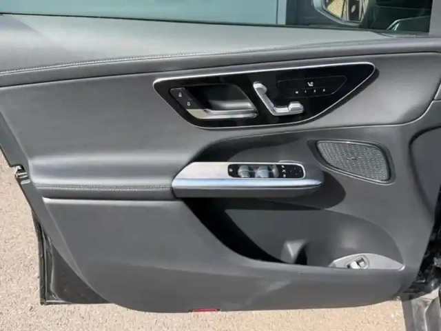 Mercedes Glc 220 d 4matic amg line — photo 34