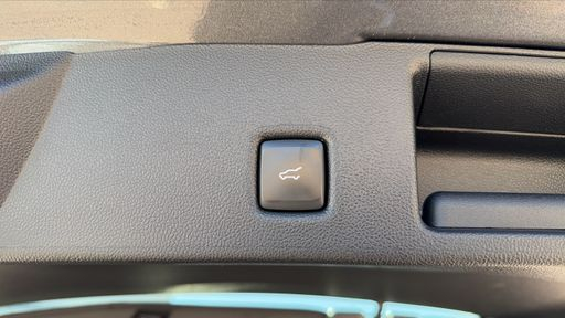 Ford Kuga 2.5 Duratec 190 Flexifuel Hybrid CVT - Vignale – 2023 – 29497 km – Autre – Boîte Automatique — photo 27