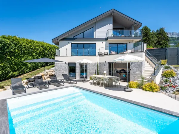 Villa d'architecte 5 pièces 230 m²