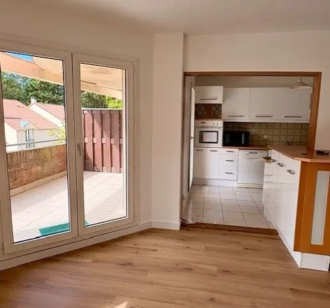 Appartement T3 70m2 -Terasse-Lumineux-Chevry, Gif sur Yvette