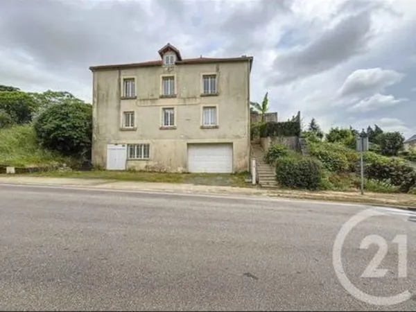 Maison 280 m2 8 pièces, 4 chambres, 2 garages