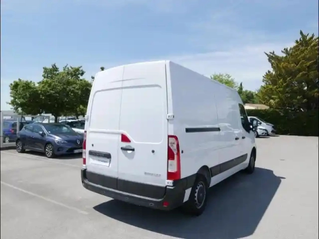 Renault Master fg f3500 l2h2 2.3 blue dci 135ch confort euro6e — photo 3
