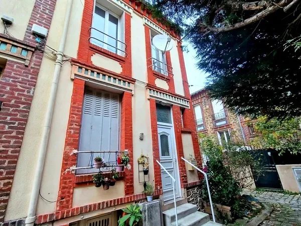 CHARMANTE MAISON DE VILLE 4 PIÈCES À NOISY-LE-SEC