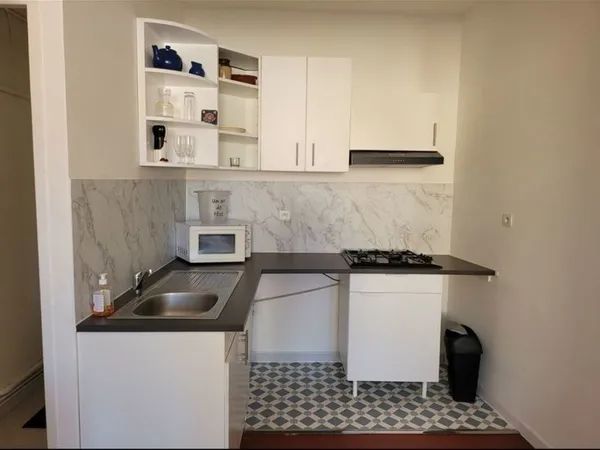 Berre l etang centre ville T2 Meuble