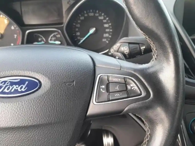 Ford Kuga 1.5 ecoboost 182ch stop&amp;start st-line 4x4 bva — photo 16