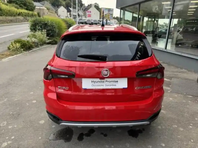 Fiat Tipo cross sw 1.0 firefly turbo 100ch s/s (red) my22 — photo 5