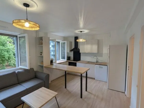 3 Chambre en colocation meublée 93m² rénovée à neuf - proche Jaude