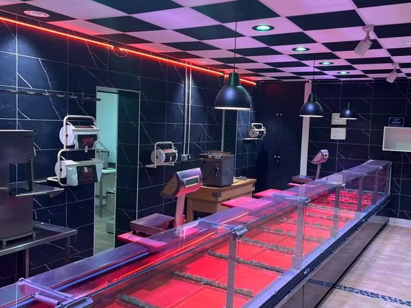 Commerce Vente Roussillon 150m² 130000€