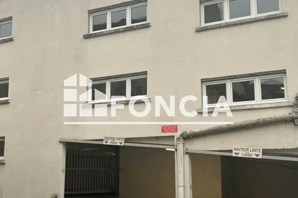 Stationnement Location Orléans   70€