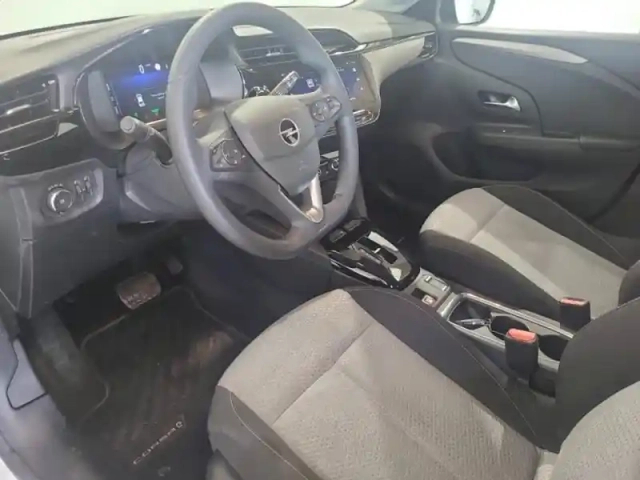Opel Corsa electric 136ch — photo 8