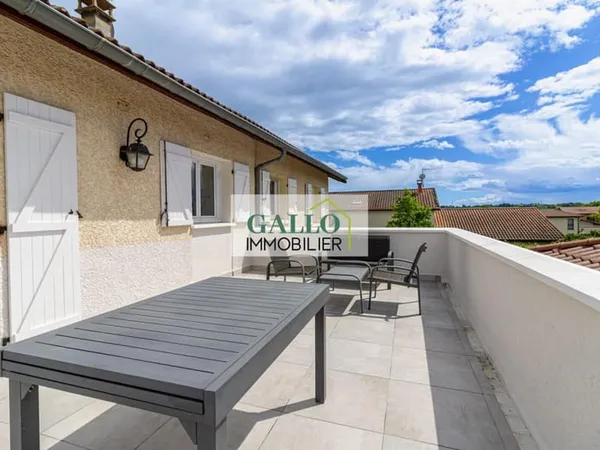 Appartement T4 avec terrasses