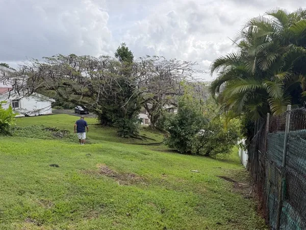 A vendre villa T5 de 210 m2, en R+1, sur 4 215 m2 de terrain