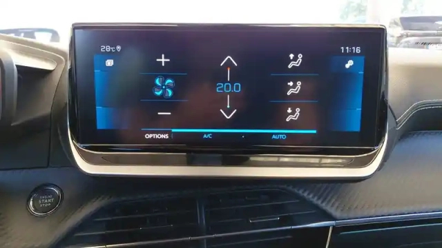 Peugeot 2008 puretech 130 s&amp;s eat8 — photo 20