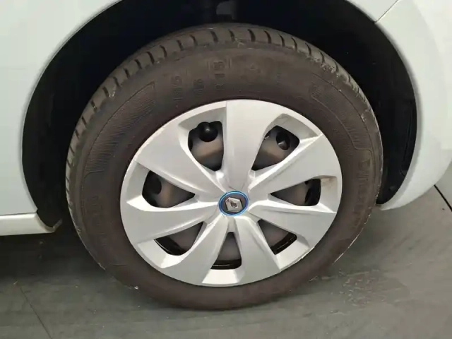 Renault Zoé zoe r110 — photo 15