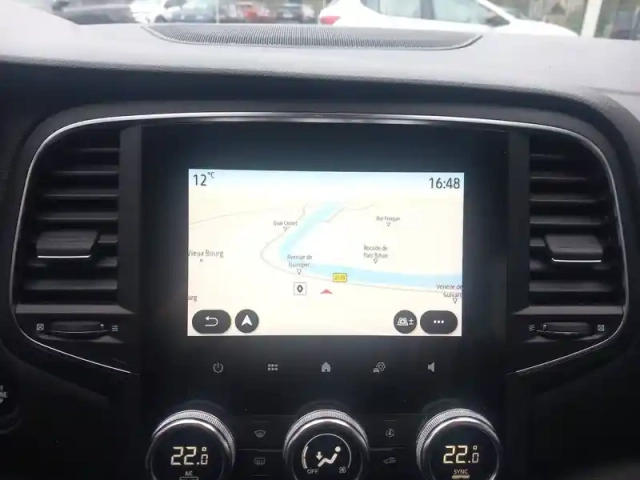 Renault Megane mégane iv berline tce 115 fap — photo 32