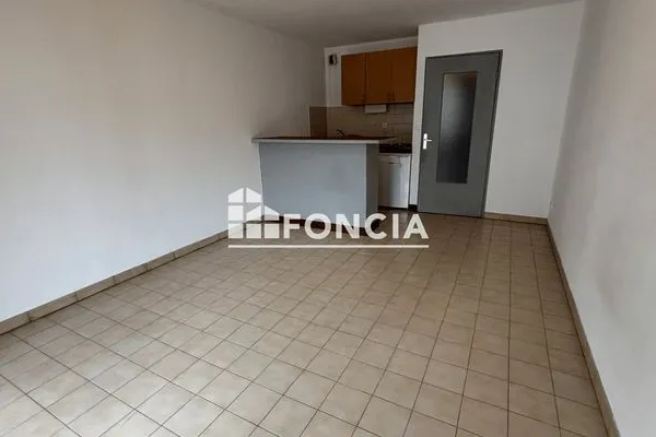 Studio 1 pièce 27 m²