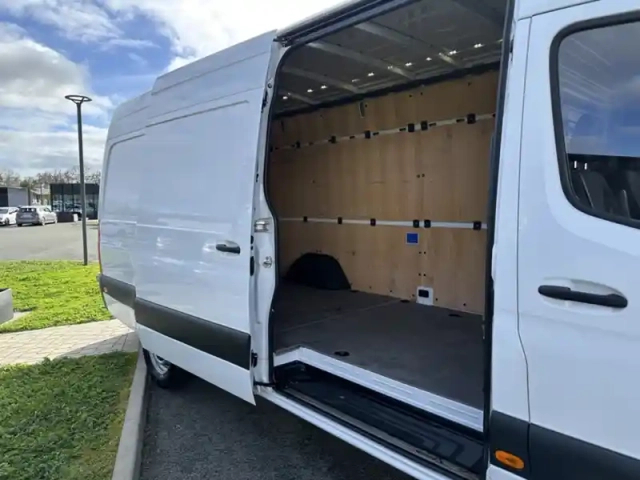 Mercedes Sprinter 315 cdi fourgon toit sureleve long — photo 9