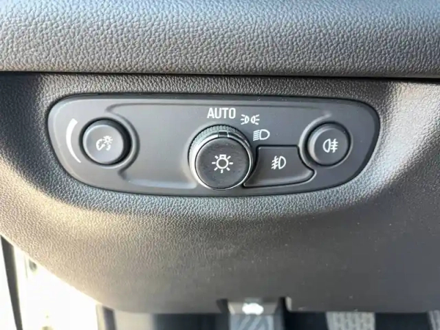 Opel Insignia grand sport 1.5 diesel 122 ch — photo 22