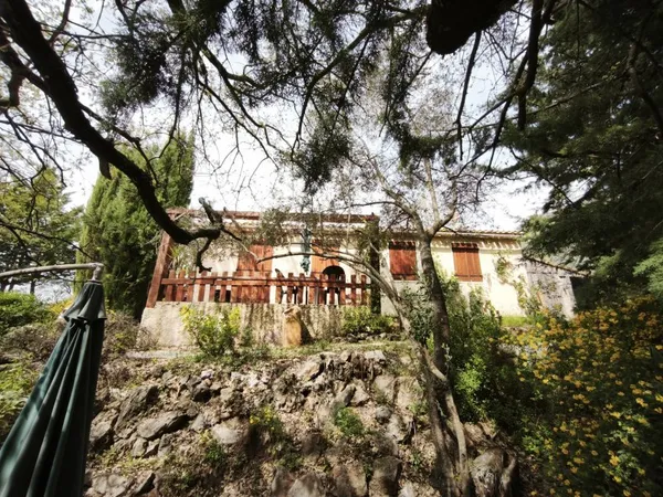 VILLA de plain pied sur terrain de 2670m2