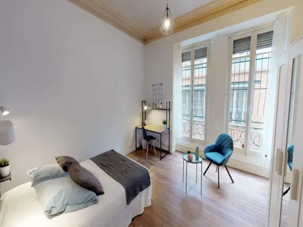 Loue chambre en colocation dans appartement