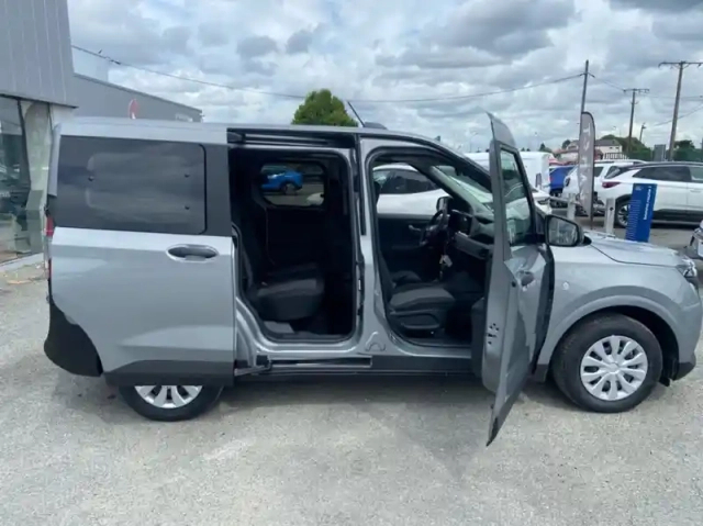 Ford Transit Courier fourgonnette 1.0 ecoboost 125ch trend dct7 — photo 30