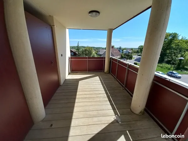Location d'un beau F3 rue Commandant Charcot St Avold avec terrasse, ascenseur et parking avec barri