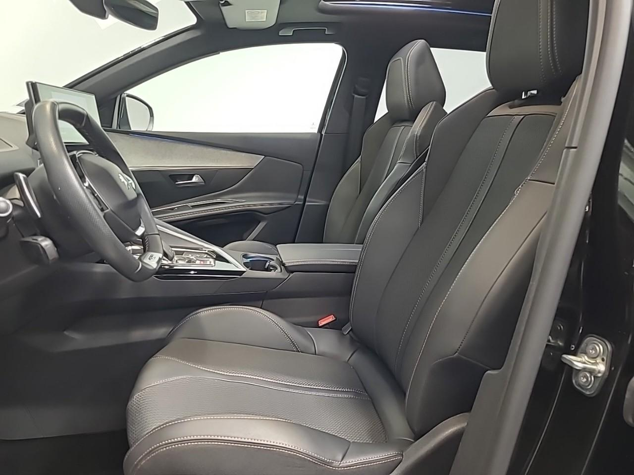 Peugeot 3008 puretech 130ch s&s eat8 gt — photo 10