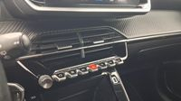 Peugeot 208 Style PureTech 100 S S BVM6 — photo 15