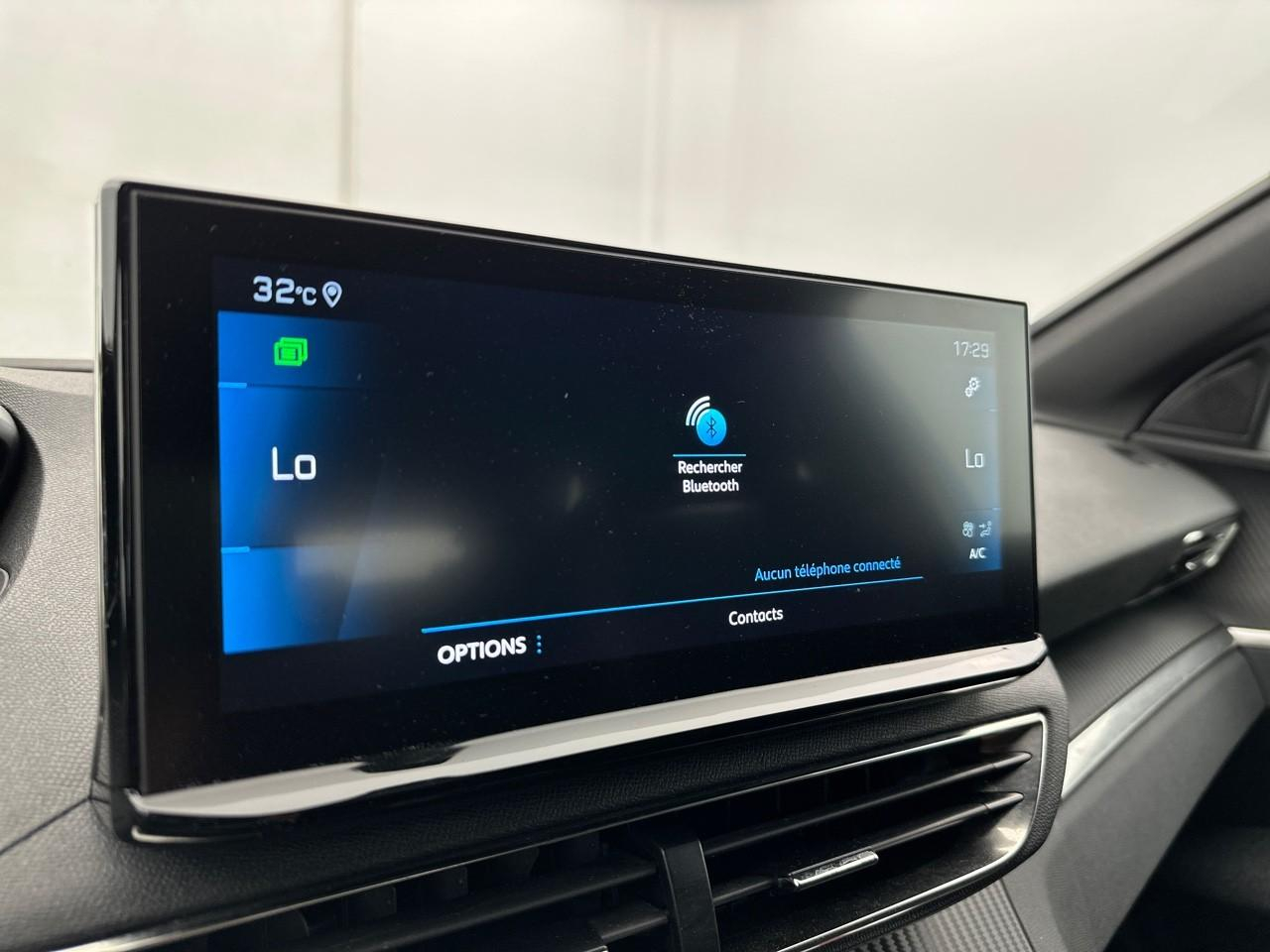 Peugeot 3008 puretech 130ch s&s eat8 active pack — photo 23