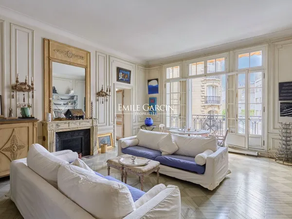 A vendre - Appartement -249 m² - Paris - 75007 - Pont de l'Alma/Rue Saint Dominique