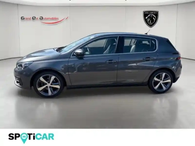 Peugeot 308 1.2 130ch e6.3 s&amp;s allure — photo 17
