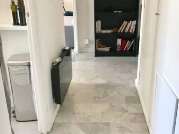 Superbe T2 meublé asc. parking ,climatisé, coeur Aix 46 m2