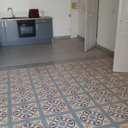 Appartement à louer à Sernhac
