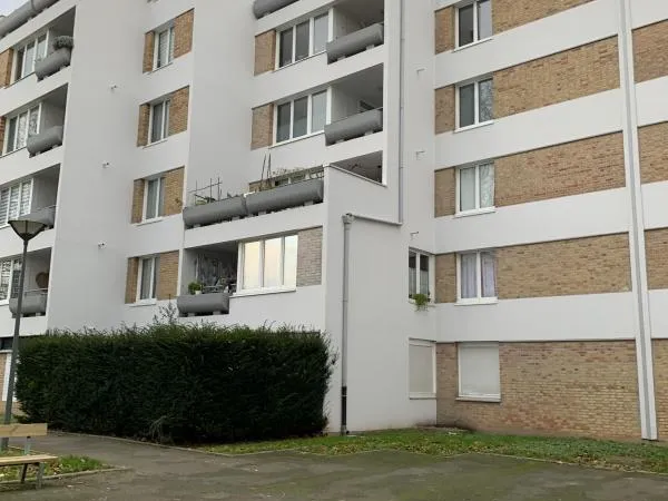 Appartement T 1 avec balcon LOMME