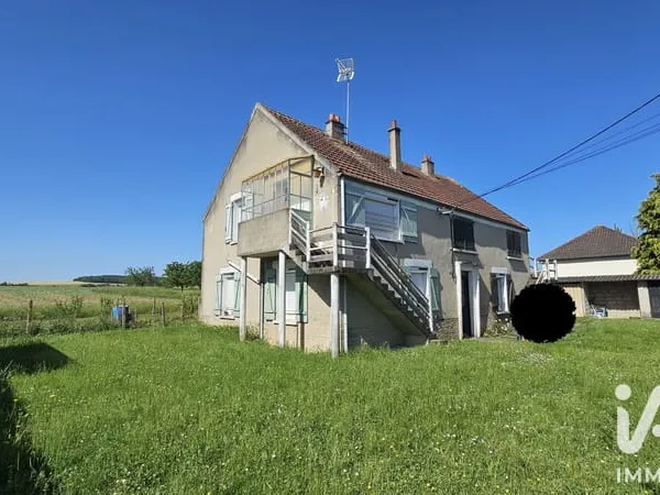 Ensemble immobilier 135 m²