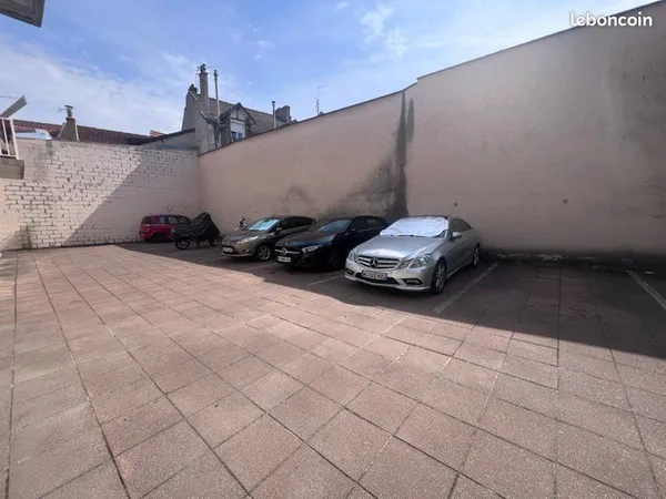 Place de parking sécurisée - Herblay-sur-Seine