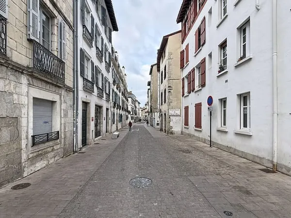 Immeuble 15 pièces 227 m²