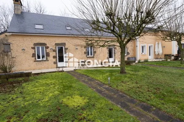 Maison 8 pièces 198 m²