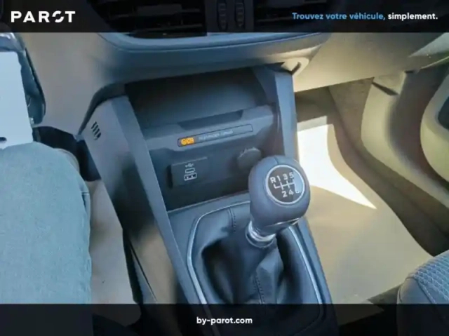 Ford Transit Courier fourgonnette 1.0 ecoboost 100ch cabine approfondie trend — photo 19